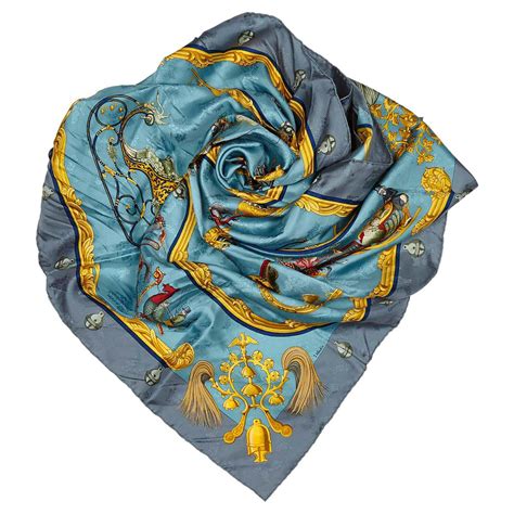 cote foulard hermes